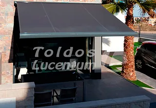 Toldos Lucentum toldos cofre